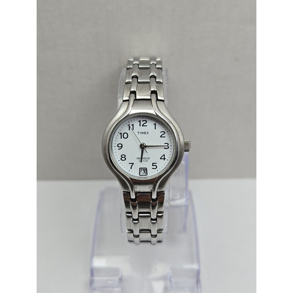 Timex Linwood Street Womens 24mm Date Watch Dainty Silver Tone New Battery
